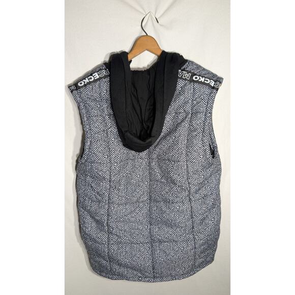 Marc Ecko Cut & Sew Men's Black White Hooded Quilted Vest Sz Small Street Wear - Picture 5 of 7